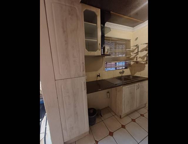 3 BEDROOM HOUSE FOR SALE IN ORMONDE